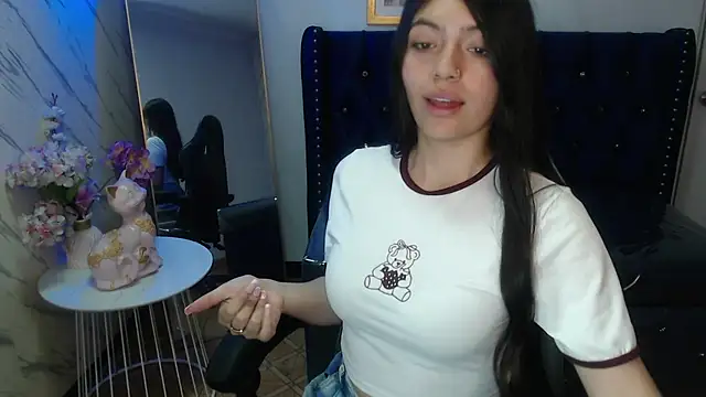 Snapshot of cami_goddess_r chatting on 12-03-25, 08:07 cami goddess r online show from 12-03-25, 08:07