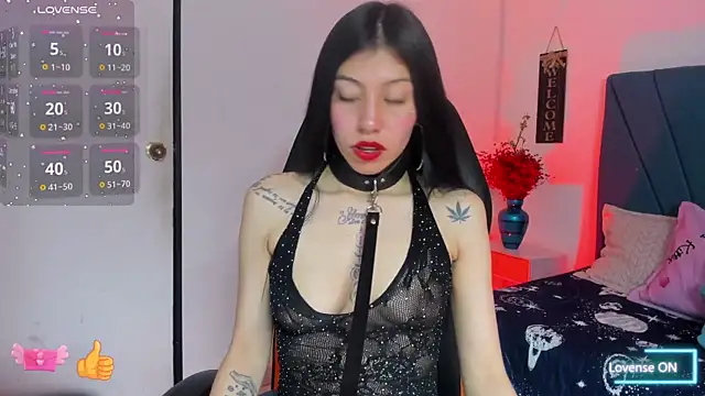 Snapshot of Aily_star chatting on 09-19-25, 04:36 Aily star online show from 09-19-25, 04:36