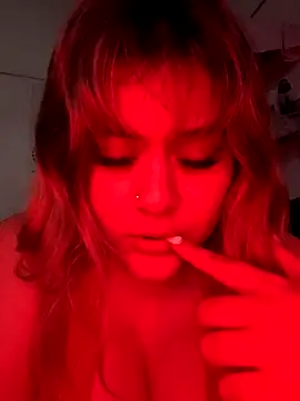 Snapshot of Dulceluz_420 chatting on 10-11-25, 12:15 Dulceluz 420 online show from 10-11-25, 12:15