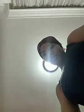 chocolatito-ho online show from 02-13-26, 04:19