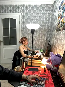 Nancyhot777 online show from 10-10-25, 11:53