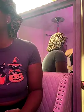 Tu GataLinda online show from 09-16-25, 05:58