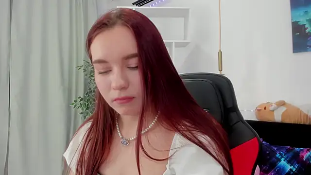 Snapshot of NoraHaynes chatting on 10-20-25, 03:07 NoraHaynes online show from 10-20-25, 03:07