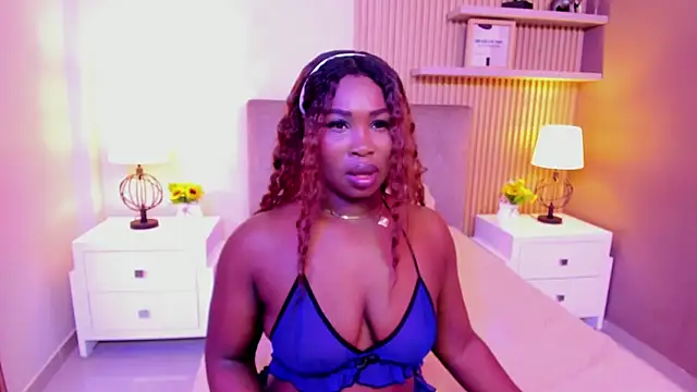 SerenaWinslow online show from 07-16-26, 12:11