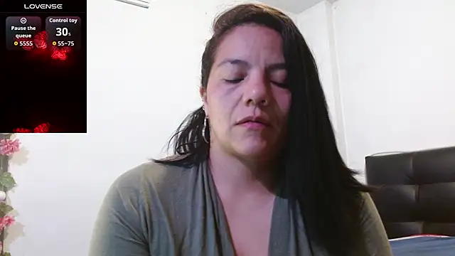 Snapshot of Megan_Milf__ chatting on 03-04-26, 12:33 Megan Milf online show from 03-04-26, 12:33