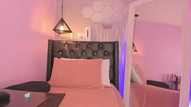 lucia-cute online show from 03-14-26, 07:08