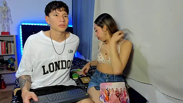 Tatiiana n Damiian online show from 12-17-25, 11:11