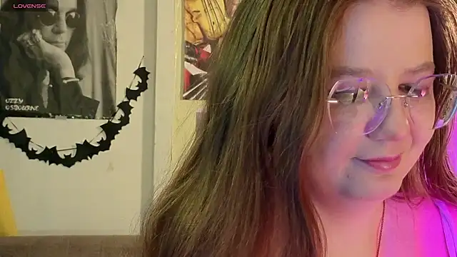 Sienna-Cow online show from 11-05-25, 12:38