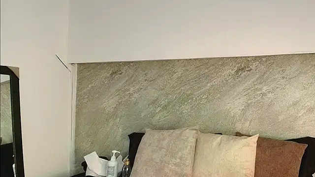 Snapshot of Dixie_grey1 chatting on 11-22-25, 02:05 Dixie grey1 online show from 11-22-25, 02:05