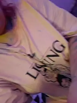 Snapshot of Angel_S chatting on 04-04-26, 10:24 Angel S online show from 04-04-26, 10:24