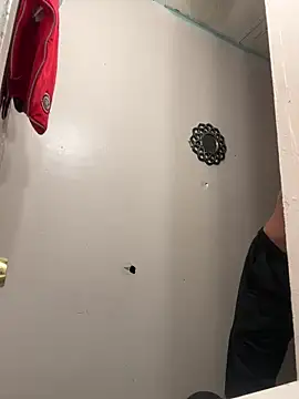 Snapshot of 1mistaGoodWood chatting on 10-20-25, 12:05 1mistaGoodWood online show from 10-20-25, 12:05