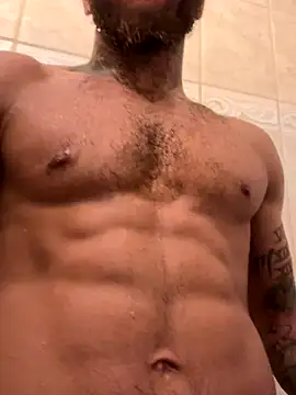 Snapshot of 1mistaGoodWood chatting on 11-09-25, 11:30 1mistaGoodWood online show from 11-09-25, 11:30