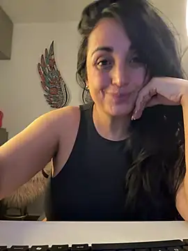 hotadhara01 online show from 05-29-26, 01:09