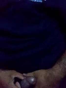 Snapshot of 125Delfin90 chatting on 11-21-25, 03:38 125Delfin90 online show from 11-21-25, 03:38