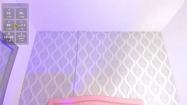 OnlyGia online show from 10-20-25, 08:09