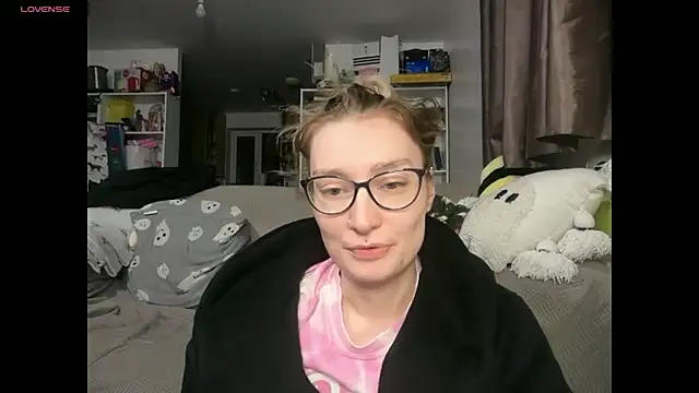 harleyblair online show from 04-01-26, 10:07