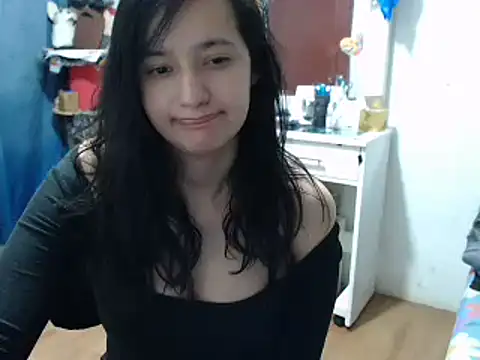 Snapshot of annie_clark2 chatting on 12-12-24, 04:37 annie clark2 online show from 12-12-24, 04:37