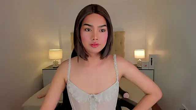 Snapshot of lovableXnaughty_lily chatting on 11-17-25, 11:38 lovableXnaughty lily online show from 11-17-25, 11:38