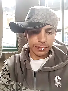 Tussi-amor online show from 01-16-26, 01:04