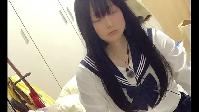 Mia032 online show from 01-17-26, 03:28