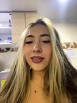 Snapshot of _ManuVeelez chatting on 09-09-25, 02:55 ManuVeelez online show from 09-09-25, 02:55