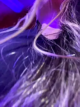 Snapshot of _ManuVeelez chatting on 09-19-25, 05:53 ManuVeelez online show from 09-19-25, 05:53