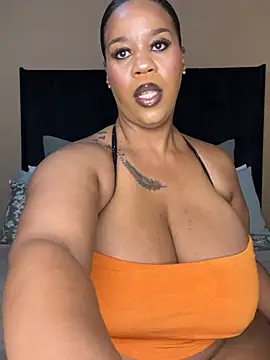 THICKBUNNYCHICKxxx online show from 06-26-26, 07:40