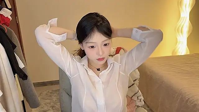 Robin-o3 online show from 12-03-25, 04:27