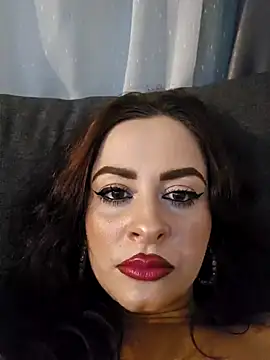 Snapshot of ShineBright88 chatting on 02-13-26, 08:38 ShineBright88 online show from 02-13-26, 08:38