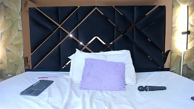 Snapshot of AliciaJerez1 chatting on 10-11-25, 08:57 AliciaJerez1 online show from 10-11-25, 08:57