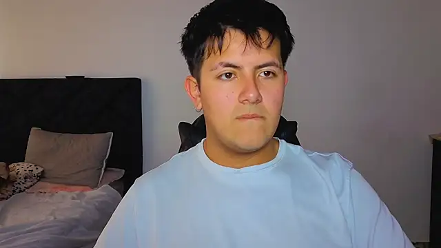 Snapshot of Ryan_Doretti chatting on 09-27-25, 04:23 Ryan Doretti online show from 09-27-25, 04:23