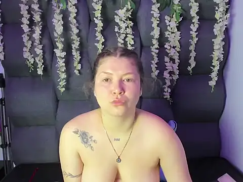 JuliettaRousse69 online show from 02-04-26, 01:50