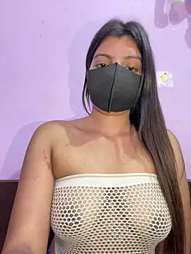 Snapshot of _01ruhi chatting on 10-18-25, 05:25 01ruhi online show from 10-18-25, 05:25