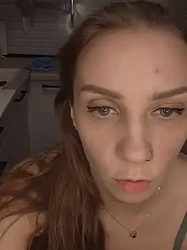 Snapshot of Edena_ chatting on 10-02-25, 02:18 Edena online show from 10-02-25, 02:18