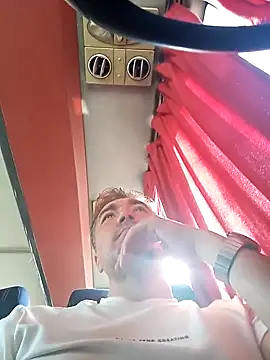 mert0359 online show from 09-09-25, 01:21