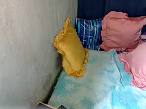 Snapshot of xxloveheart chatting on 11-21-25, 10:52 xxloveheart online show from 11-21-25, 10:52