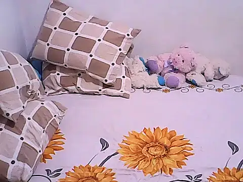 Sweetyummybabygirl online show from 07-05-26, 10:06