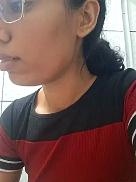 Snapshot of RavenShyfit chatting on 11-08-25, 11:25 RavenShyfit online show from 11-08-25, 11:25