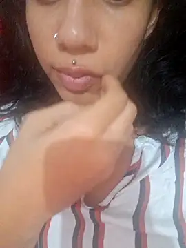 Snapshot of RavenShyfit chatting on 11-11-25, 04:12 RavenShyfit online show from 11-11-25, 04:12