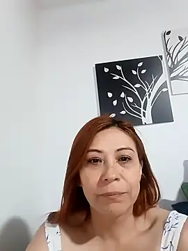 Snapshot of Bryony_Sullyvan chatting on 12-17-24, 12:12 Bryony Sullyvan online show from 12-17-24, 12:12