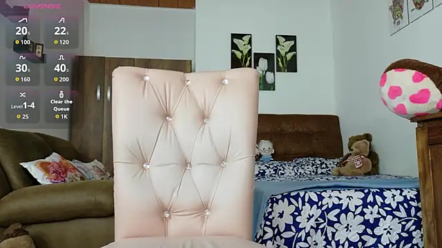 Snapshot of Bryony_Sullyvan chatting on 10-21-25, 08:09 Bryony Sullyvan online show from 10-21-25, 08:09