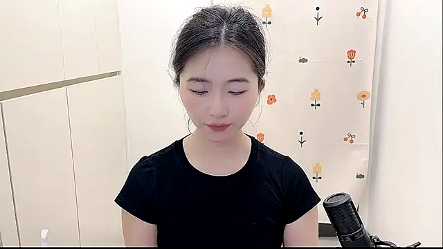 Rosalind xixi online show from 10-06-25, 07:17