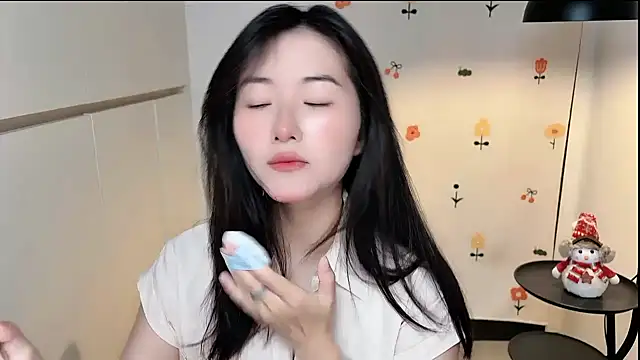 Rosalind xixi online show from 04-15-26, 07:48