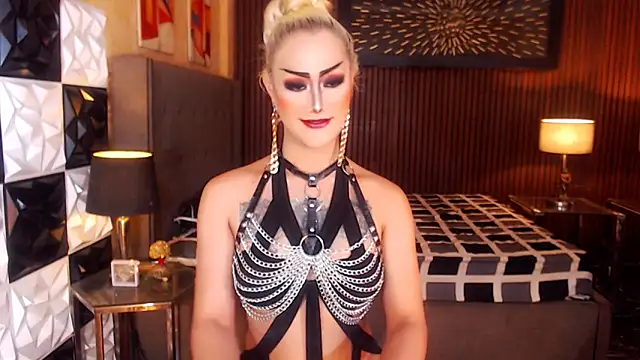 Snapshot of HorseCockDivine chatting on 02-28-26, 05:52 HorseCockDivine online show from 02-28-26, 05:52