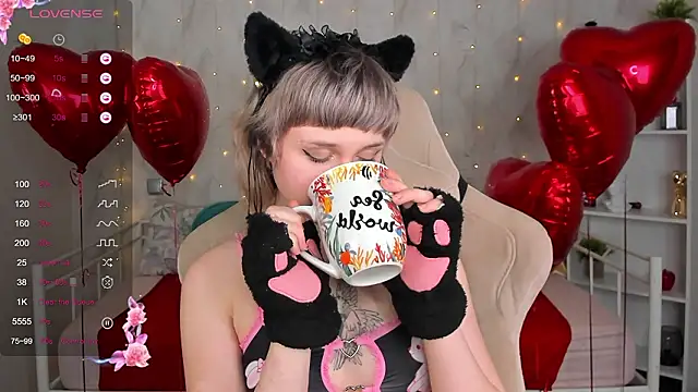 Tori Cutie online show from 02-08-26, 12:03