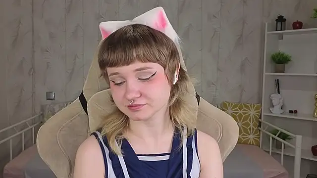 Tori Cutie online show from 05-19-26, 01:56