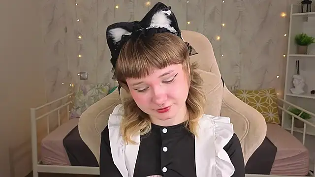 Tori Cutie online show from 06-05-26, 12:06