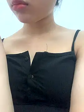 Nguyenha11 online show from 09-20-25, 06:25