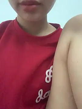 Nguyenha11 online show from 09-22-25, 08:38