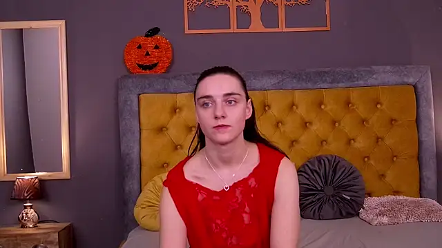 Jessica White  online show from 12-02-25, 03:56